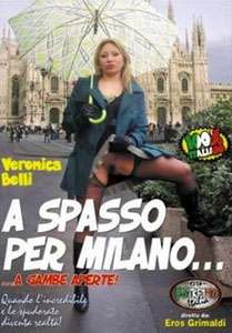 A Spasso Per Milano A gambe Aperte (FM Video)